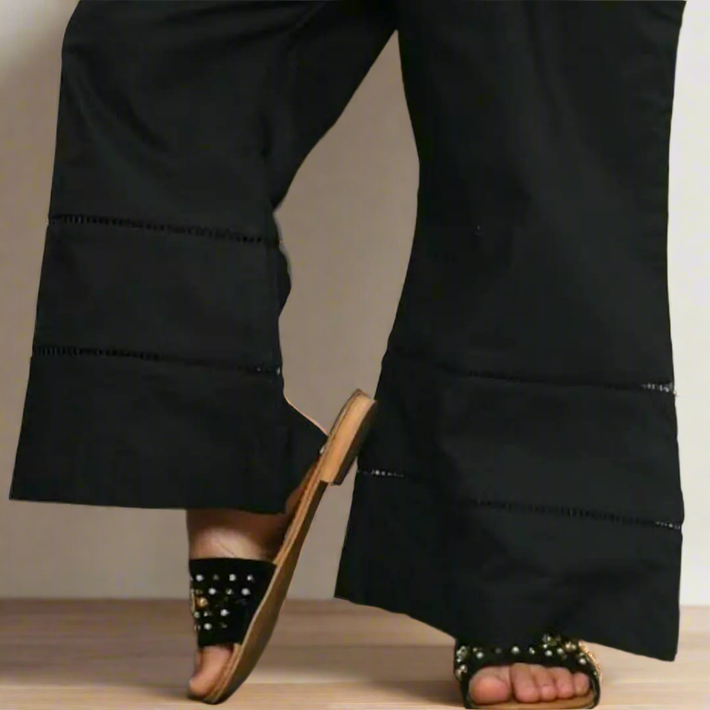 Central lace bell bottom