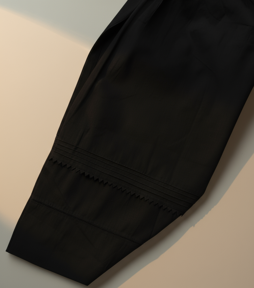 Khaddar Lace belt shalwar with pintex